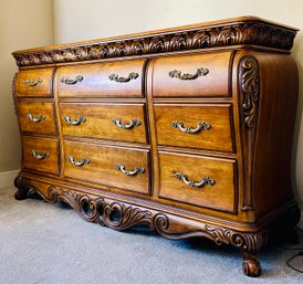 Pulaski Furniture  9 Drawer Dresser