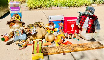 Lot Of Christmas & Thanksgiving Decorations