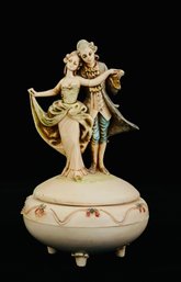 1981 Depose Italy Fontanini Colonial Dancing Couple Powder Jar / Trinket Box