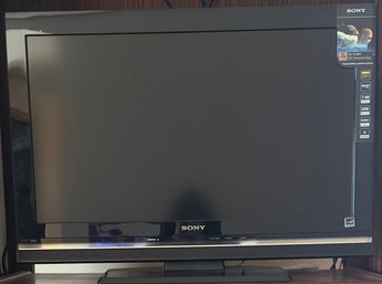 Sony 32' XBR Class HD TV With Remote