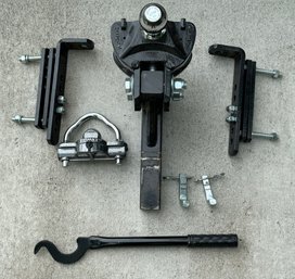 Counter Weight Tow Hitch W/ Accessories