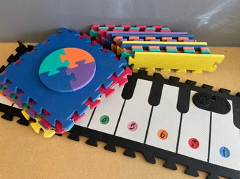 Playmat With Piano