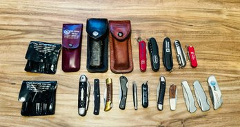 Lof Of Pocket Knifes And Tool Sets