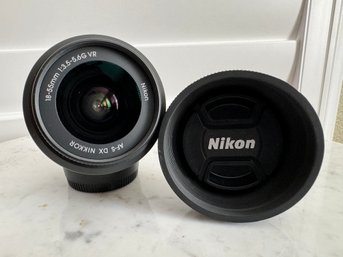 Nikon AF-S DX Nikkor 18-55mm 1:3.5-5.6G VR Lens