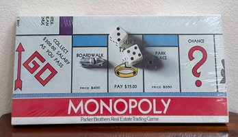 Brand New Monopoly Parker Brothers Real Estate Trading Game