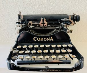 Antique 1917 Corona 3 Typewriter