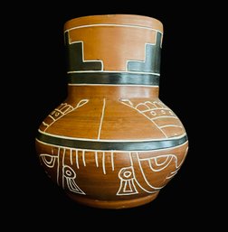 Leopoldo De Mexico Folk Art Pottery Vase