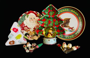 Small Lot Of Christmas Serving, Decor And Storage Pieces