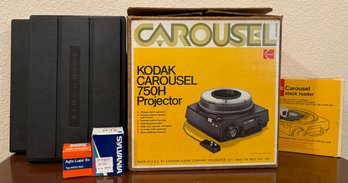 Kodak Carousel 750H Projector W/ Accessories