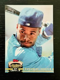 2/2 1992 Ken Griffey Topps Members Choice Baseball Card