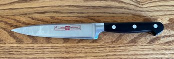 Zwilling J.A. Henkels 6.5' Knife