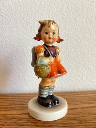 'School Girl' Hummel Goebel Figurine #81