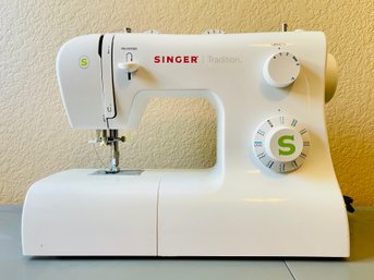 Singer Tradition Sewing Machine