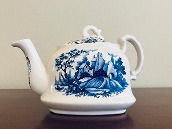 Crownford Giftware Blue And White Scenic Teapot