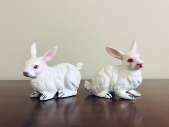Vintage Norcrest White Porcelain Sitting Bunny Rabbits With Red Eyes