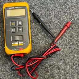 Fluke 12 Automotive Multimeter