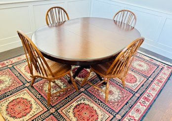 Solid Wood Oval Dining Table With 4 Spindle Back Pennsylvania Chairs