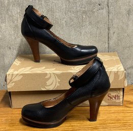Pair Of Sofft Heels W/ Natural Leather Lining