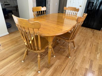Ethan Allen Colonial Solid Wood Dining Table With Leaf And 4 Chairs