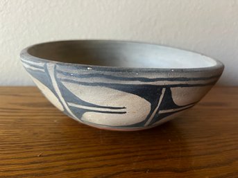 Vintage Santo Domingo Pueblo Indian Pottery Bowl