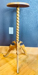 Wooden Twisted Column Plant Stand