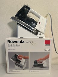 Rowenta CS-01 Cordless/Corded Steam Iron - Like New