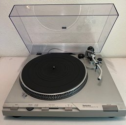 Technics Direct Drive Automatic Turntable SL-D3