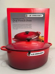 Le Creuset 8QT, 7.5 L French Oven, Oval, Red (cerise) - NIB