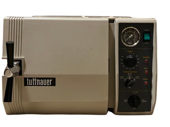 Autoclave Tuttnauer Classic- No Model Number