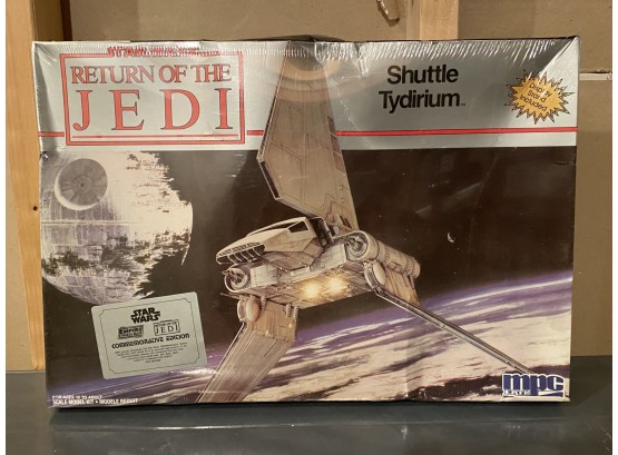 Star Wars Return Of The Jedi Shuttle Tydirium Commemorative Edition