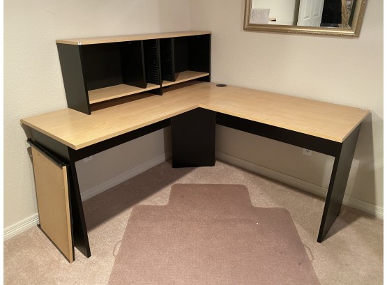 Corner Laminated Desk