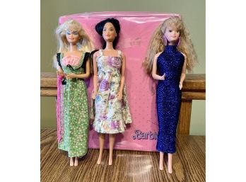 Vintage Barbie Lot & Case