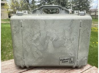 Pelican Products Inc. Case/ Briefcase