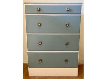 Small Wood Cabinet/Chest Of  Drawers With Some Sewing Supplies