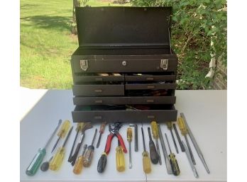 Vintage Kennedy Machinist Chest With Assorted Tools