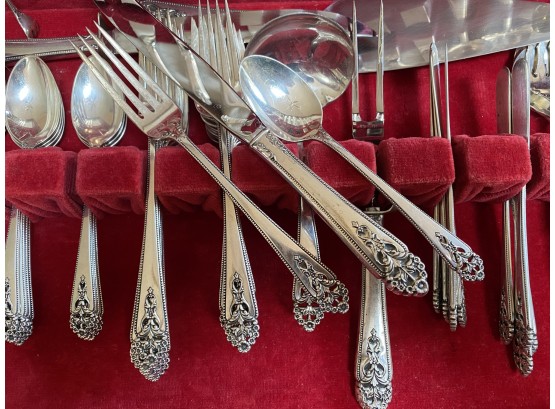 Stunning Sterling Silver Flatware Set In Queen's Lace Pattern Service For 8 With Extras