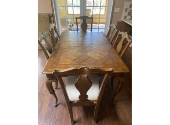 A Lovely Drexel Heritage Dining Room Table 8 Chairs And Two Leaves