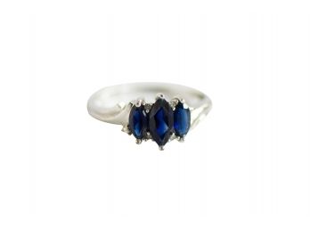 Size 7 10k White Gold And Sapphire Deep Blue Marquise Cut Ring