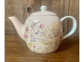 NEW! Tag Floral Teapot
