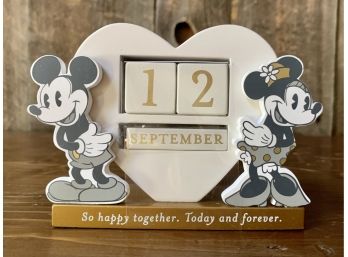 New! Minnie & Mickey Resin Perpetual Calendar