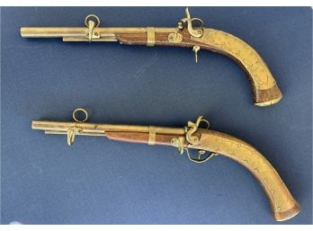 Reproduction Wooden And Brass Flint Lock Pistol Wall Hangers Made In Italy