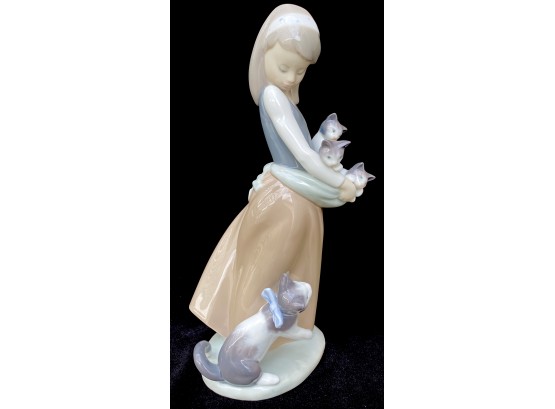 Authentic Retired Lladro 'Following Her Cats' Number 1309