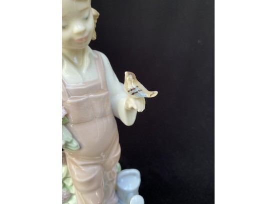 Authentic Retired Lladro 'Spring Girl' Figurine