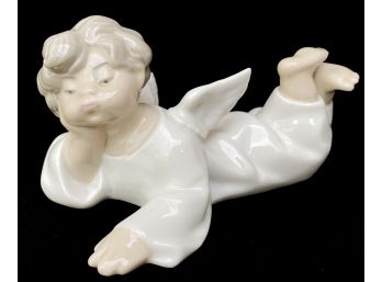 Authentic Retired Lladro 1970 'Angel Laying Down'