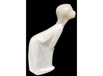 Authentic Retired Lladro 'Girl Blowing Kiss' Retired 1997 4873