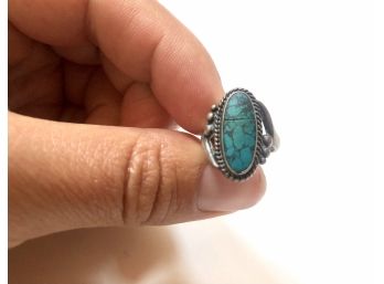 Vintage Sterling And Turquoise Ring
