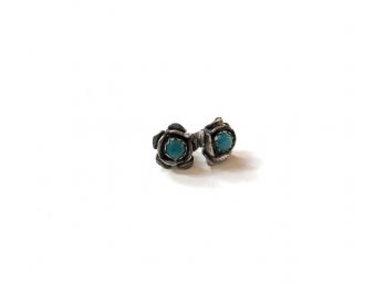 Adorable Turquoise And Sterling Vintage Studs