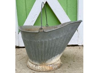 Vintage Farmhouse Metal Bucket