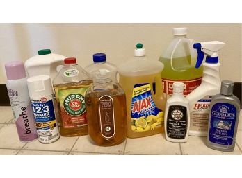 Collection Of Misc Cleaning Supplies Incl DMQ