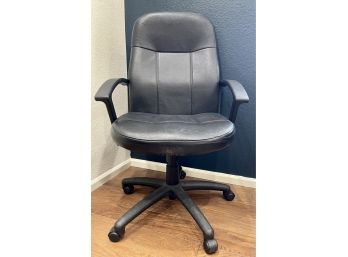 Black Office Chair With Arms And Casters